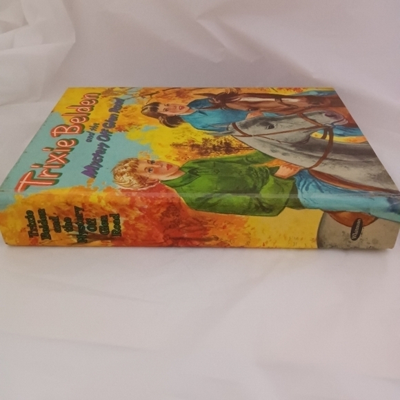 Vintage 1956 Trixie Belden and The Mystery Off Glen Road HC - Picture 3 of 11